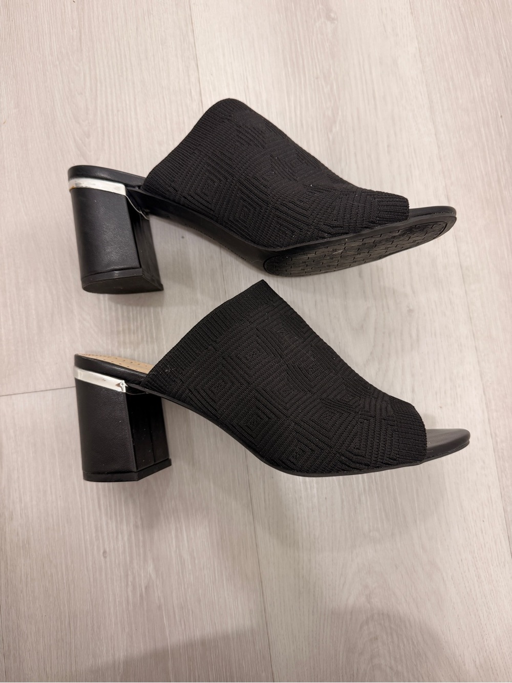 Adrienne Vittadini Arielle Black Knit Mule Heels Slide Sandals Size 10M